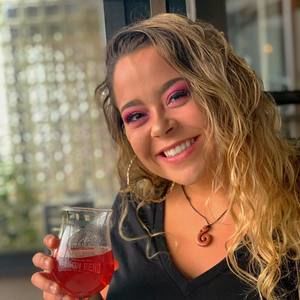Meet your Posher, Alexandra